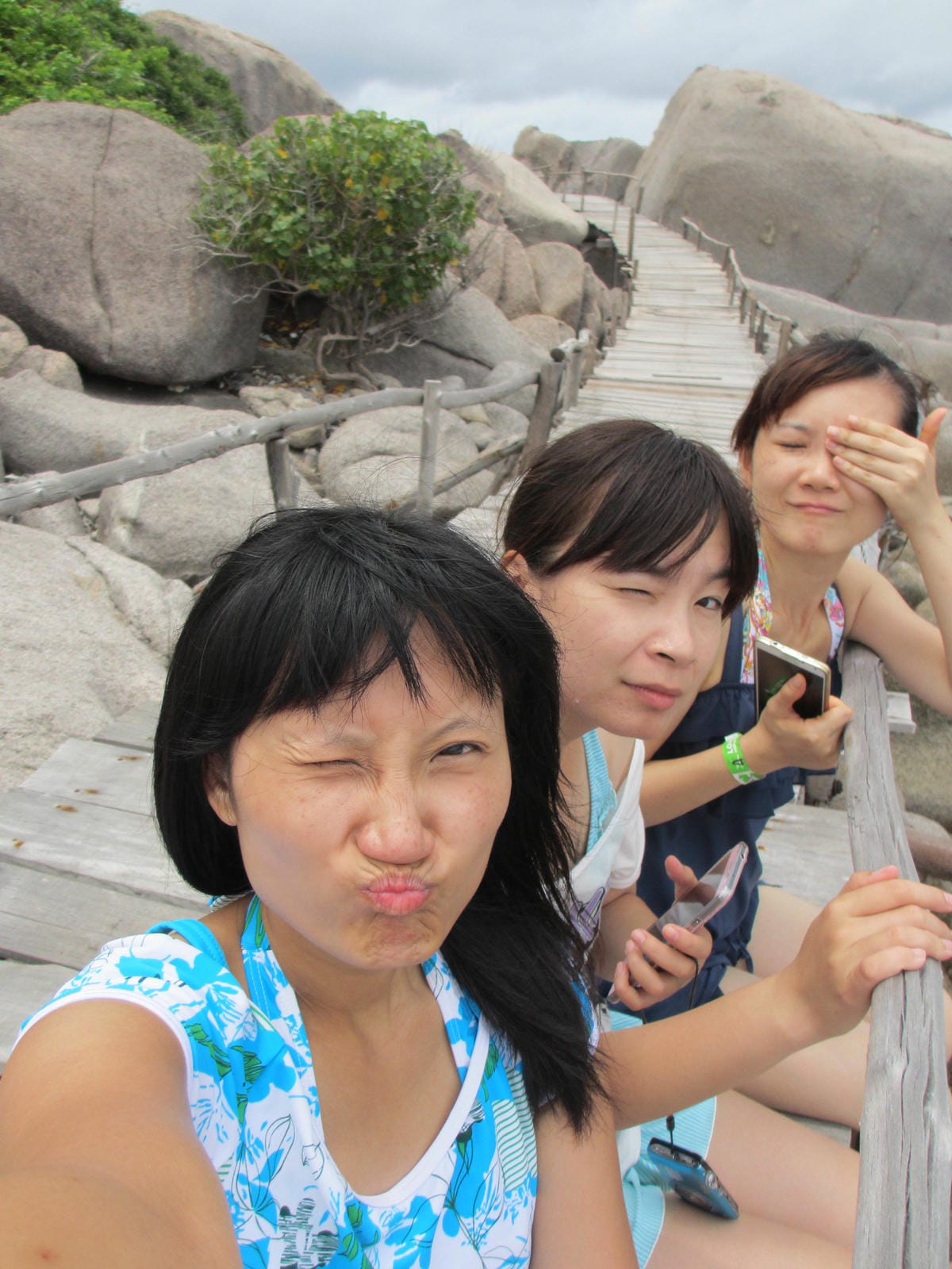 IMG_1828.JPG IMG_1828.JPG