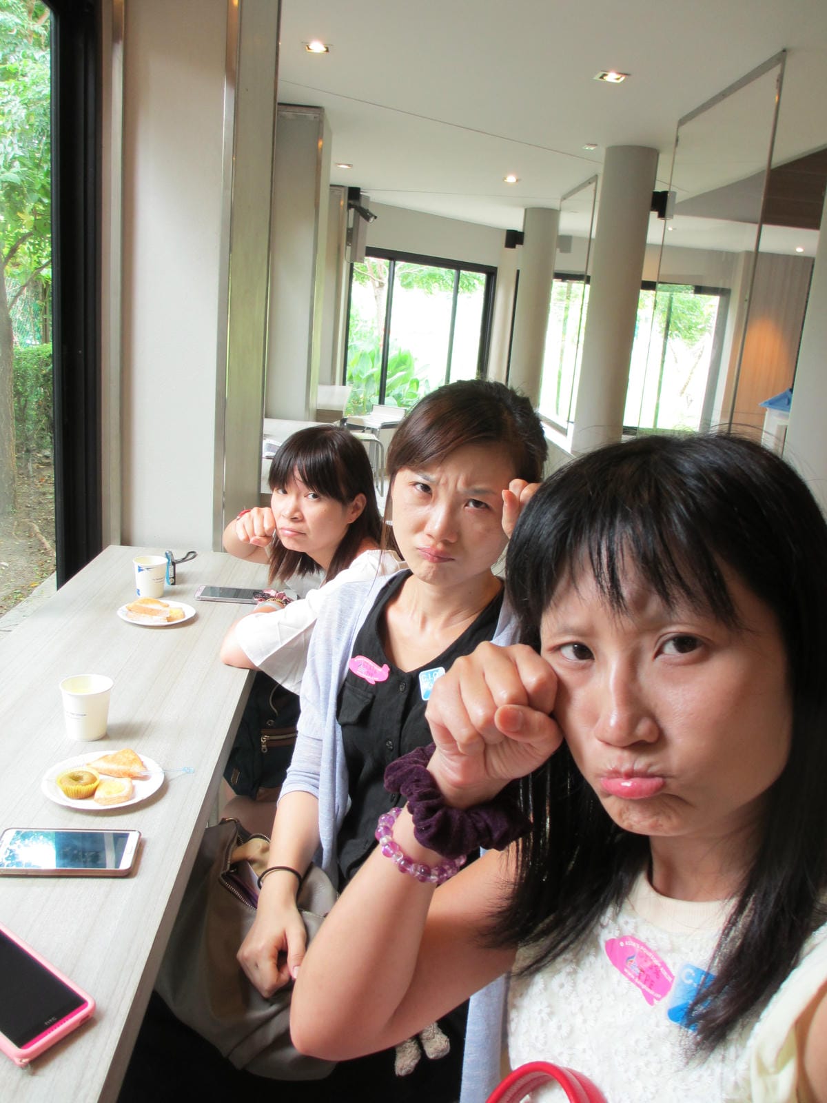 IMG_2233.JPG IMG_2233.JPG