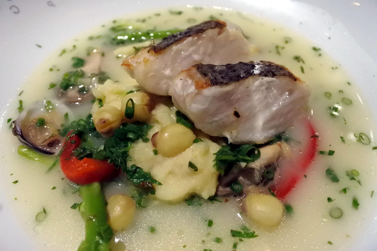 DSC_0828.JPG DSC_0828.JPG