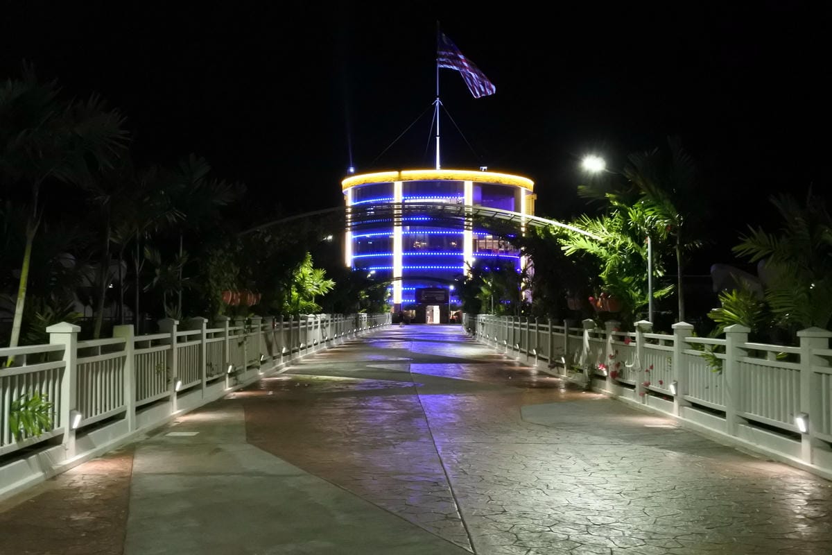 DSC_3080.JPG DSC_3080.JPG