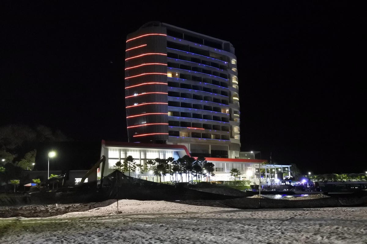 DSC_3077.JPG DSC_3077.JPG