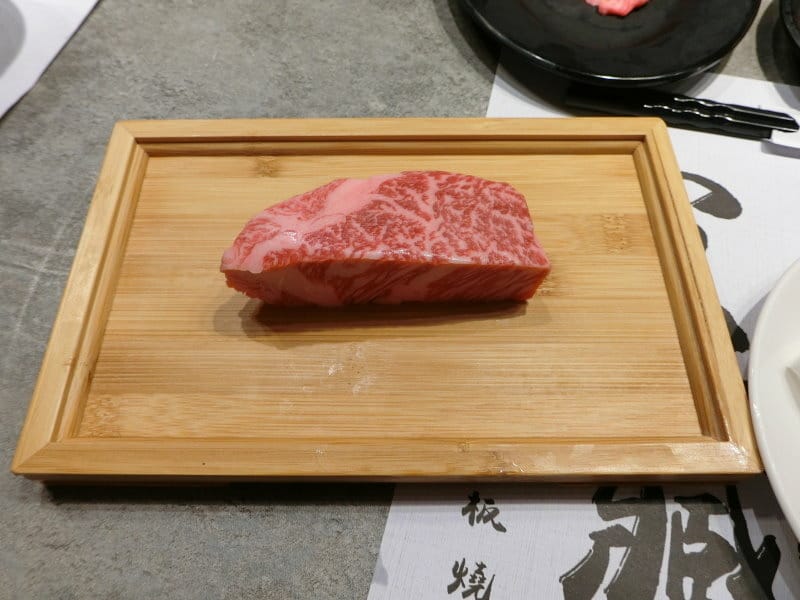 台北信義區美食|寅藏鐵板燒-忠孝店~和牛現選現切、超市鐵板燒