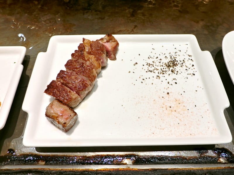 台北信義區美食|寅藏鐵板燒-忠孝店~和牛現選現切、超市鐵板燒