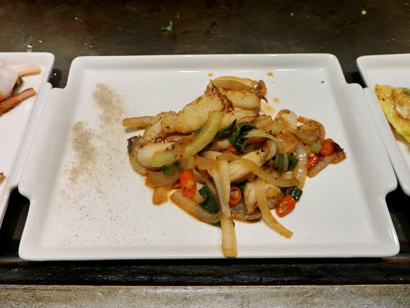 台北信義區美食|寅藏鐵板燒-忠孝店~和牛現選現切、超市鐵板燒