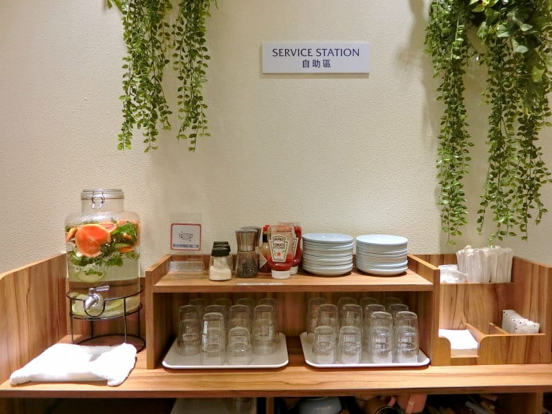 台北車站美食|英格莉莉輕食館Engolili(微風北車店)