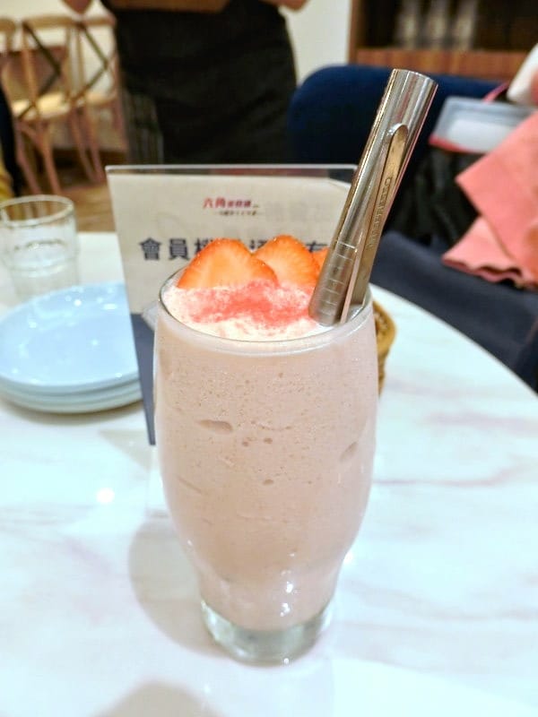 台北車站美食|英格莉莉輕食館Engolili(微風北車店)