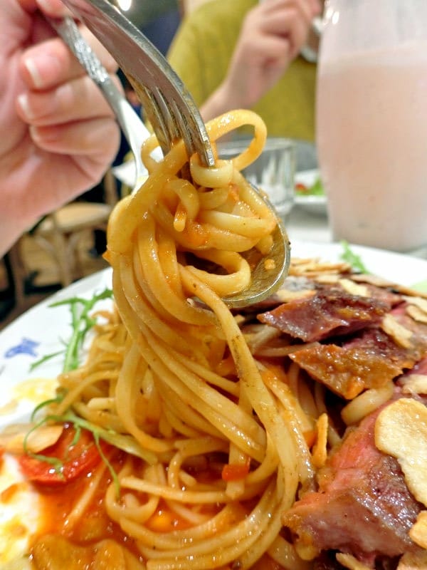 台北車站美食|英格莉莉輕食館Engolili(微風北車店)