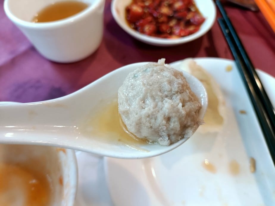 台北東門捷運站美食|銀翼餐廳~老一輩的記憶美食，老餐廳的堅持
