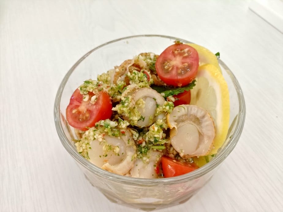 台北國父紀念館美食|小膳小麵-網紅文青麵食館!首推蟹黃麵，吃