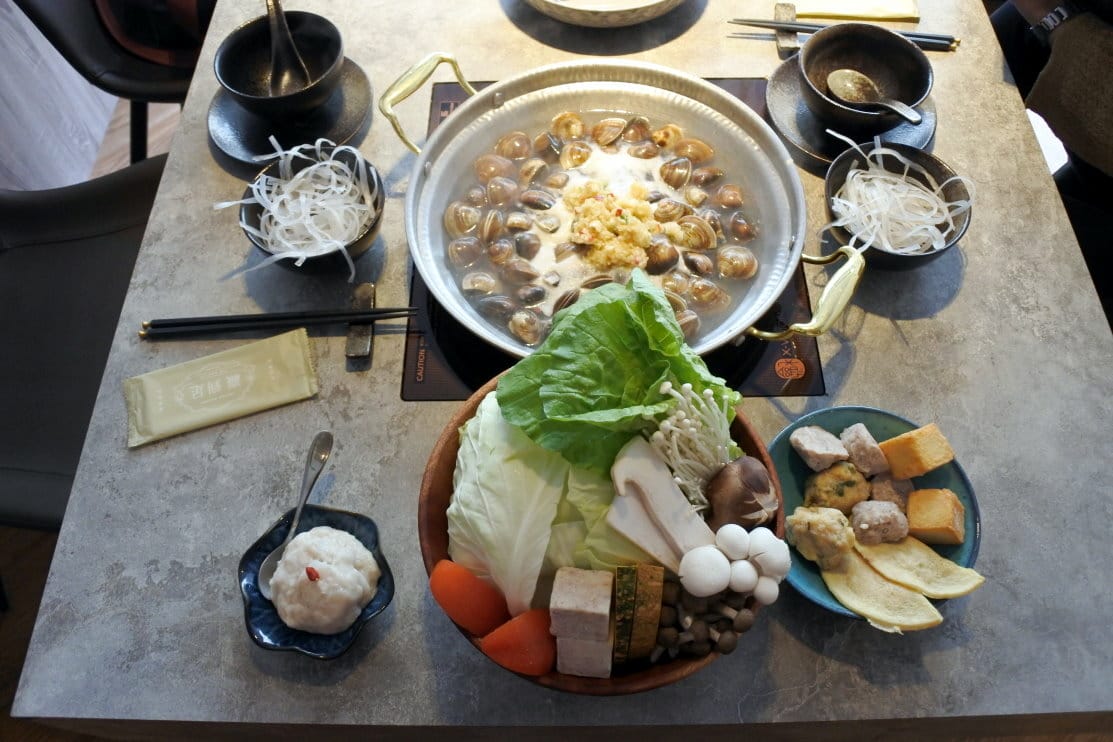 台北忠孝敦化美食|贏到足卜卜蜆忠孝店~不能飛澳門也能吃到澳門