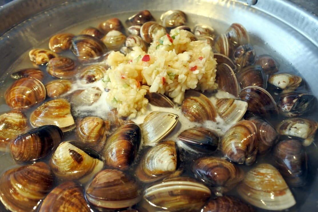 台北忠孝敦化美食|贏到足卜卜蜆忠孝店~不能飛澳門也能吃到澳門