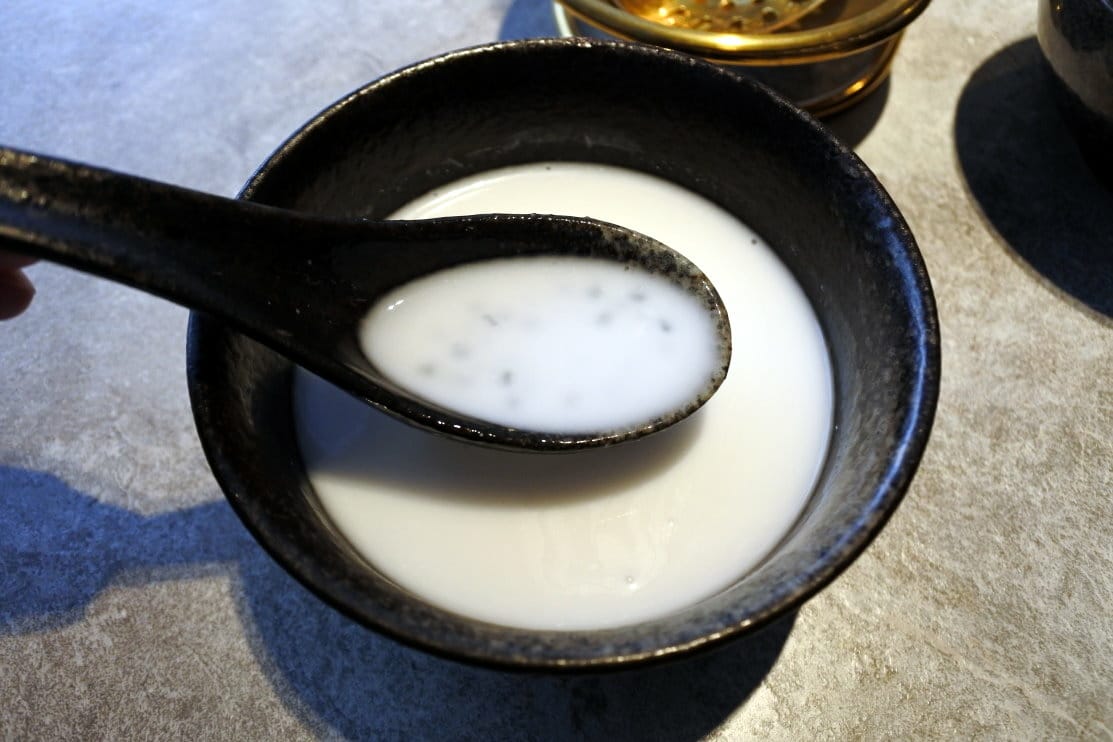 台北忠孝敦化美食|贏到足卜卜蜆忠孝店~不能飛澳門也能吃到澳門