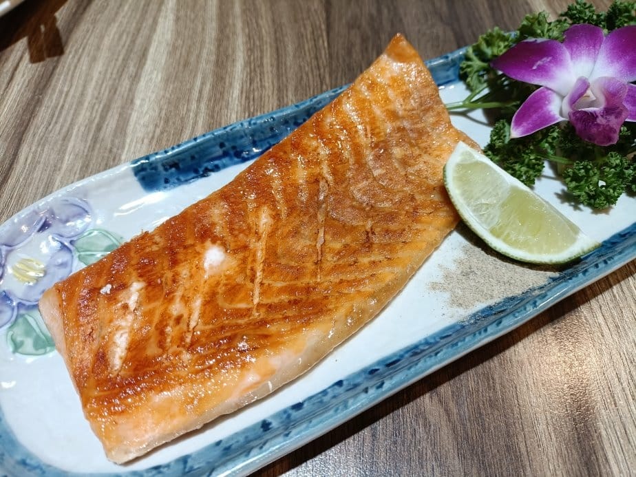 台北忠孝敦化美食|漁聞樂日式海鮮料理，活體海鮮如同現撈!(已