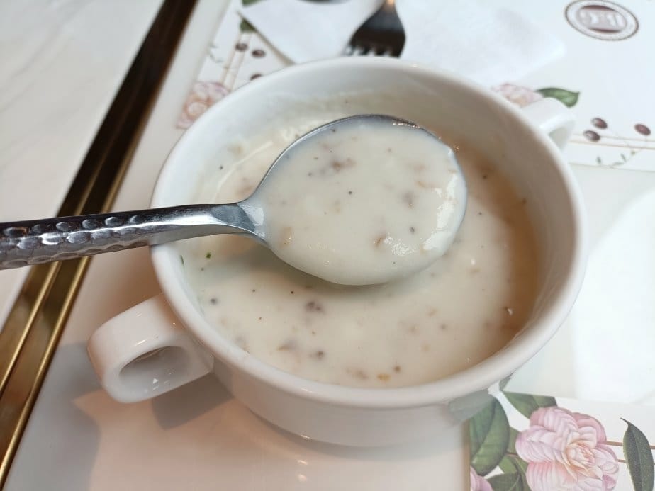 板橋甜品|B&G德國農莊複合式餐茶館,燈光美、氛氛佳!餐點、 板橋甜品|B&G德國農莊複合式餐茶館,燈光美、氛氛佳!餐點、