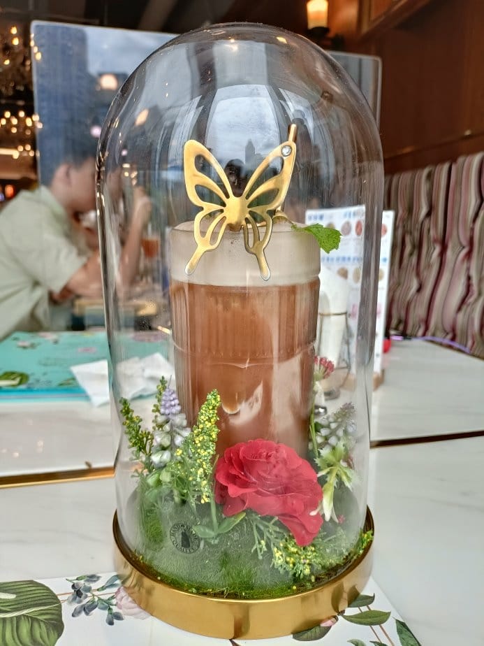 板橋甜品|B&G德國農莊複合式餐茶館,燈光美、氛氛佳!餐點、 板橋甜品|B&G德國農莊複合式餐茶館,燈光美、氛氛佳!餐點、