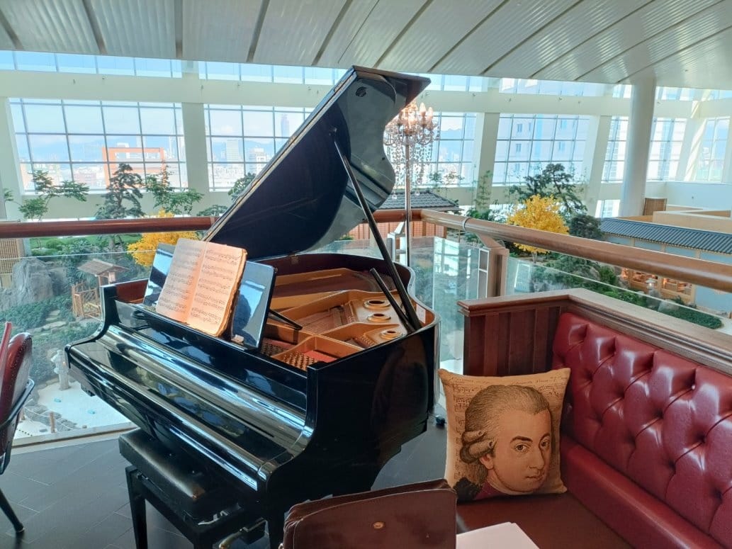 台北忠孝復興甜點|阿瑪迪斯咖啡館 Kaffee Amadeu