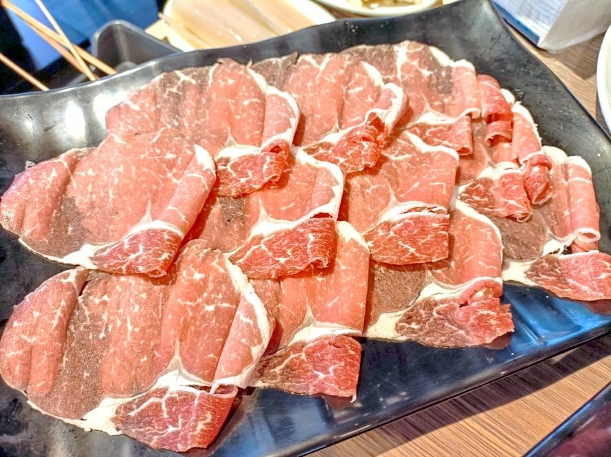 台北西門町美食|有點辣正宗成都麻辣串串鍋~一串只要10元!怎 台北西門町美食|有點辣正宗成都麻辣串串鍋~一串只要10元!怎