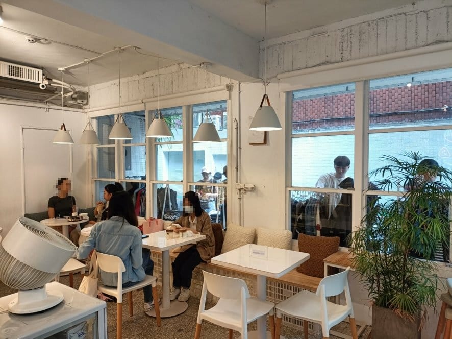 IMG20230415135714_20.jpg IMG20230415135714_20.jpg