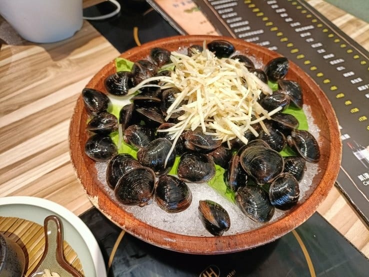 板橋火鍋|立馬吃一鍋有機水產火鍋專賣，有機黑蜆超鮮甜!