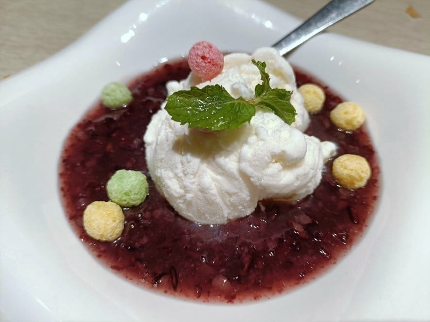 板橋美食|細細香港式點心/拌麵/干鍋,價格實惠、少量多樣!( 板橋美食|細細香港式點心/拌麵/干鍋,價格實惠、少量多樣!(