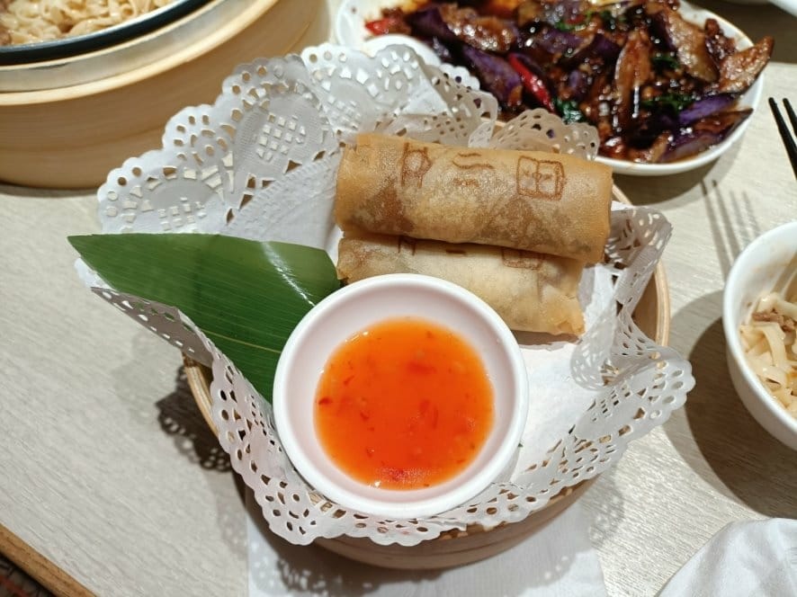 板橋美食|細細香港式點心/拌麵/干鍋,價格實惠、少量多樣!( 板橋美食|細細香港式點心/拌麵/干鍋,價格實惠、少量多樣!(