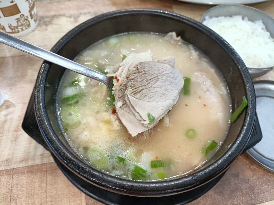 2023韓國釜山|密陽血腸豬肉湯飯-海雲台店 2023韓國釜山|密陽血腸豬肉湯飯-海雲台店