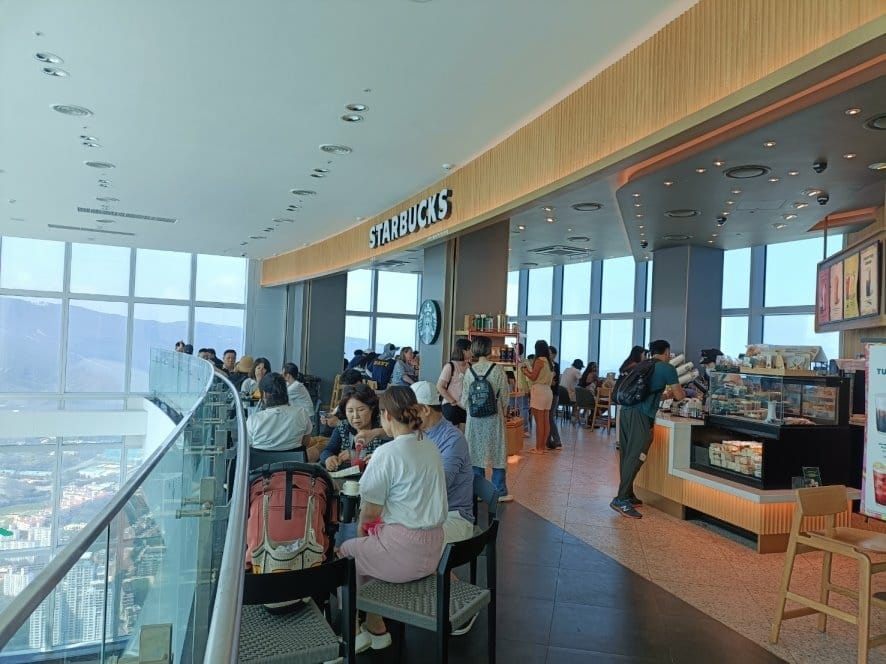 釜山X the SKY:眺望海雲台美景,世界上最高星巴克韓國 釜山X the SKY:眺望海雲台美景,世界上最高星巴克韓國