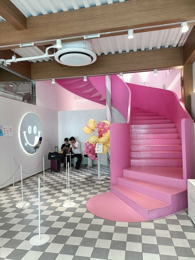 2023韓國釜山| Knotted 甜甜圈 2023韓國釜山| Knotted 甜甜圈