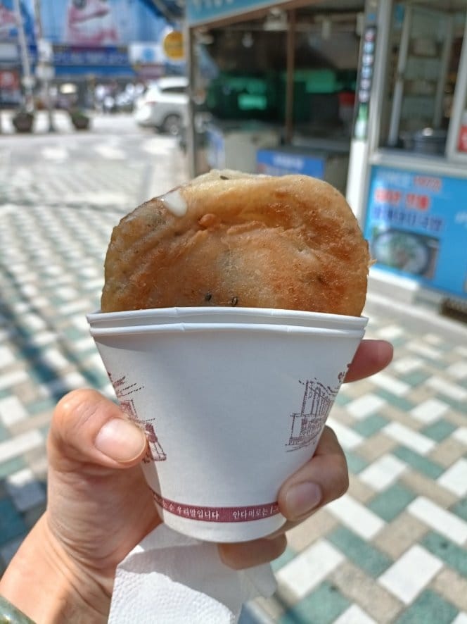 2023韓國釜山|原袓糖餅、古來思魚糕、街邊辣炒年糕~海雲台