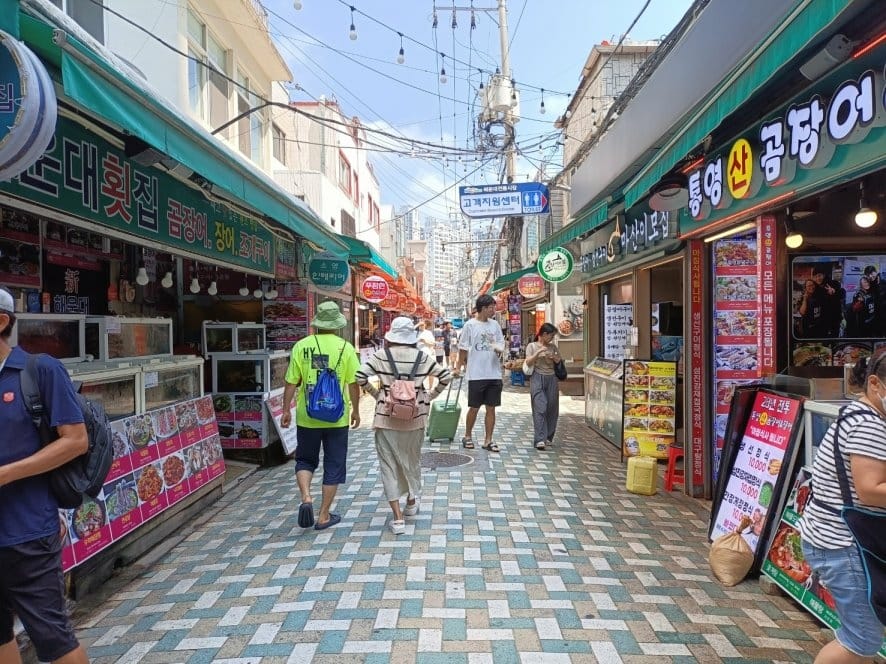 2023韓國釜山|原袓糖餅、古來思魚糕、街邊辣炒年糕~海雲台