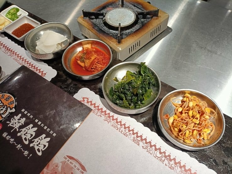 台北中山區美食|OKAY 韓飽飽銅盤烤肉．韓國料理吃到飽!內