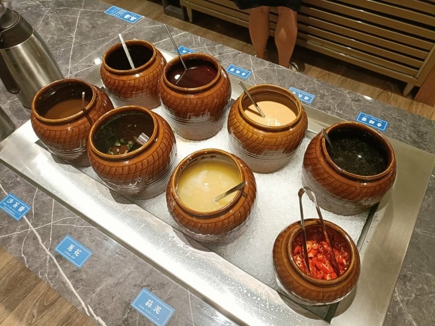 板橋美食|這一小鍋-板橋中山店。自助蔬菜吧吃到飽、套餐附手搖