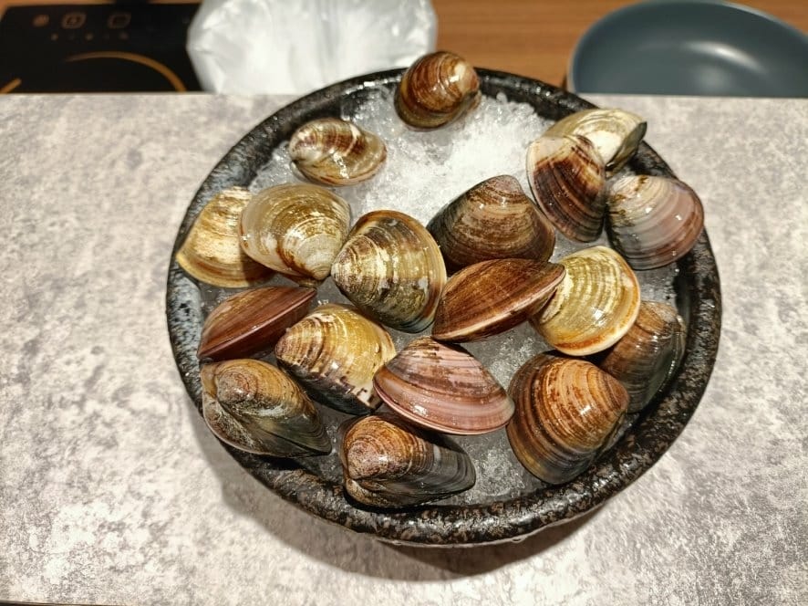 板橋美食|這一小鍋-板橋中山店。自助蔬菜吧吃到飽、套餐附手搖