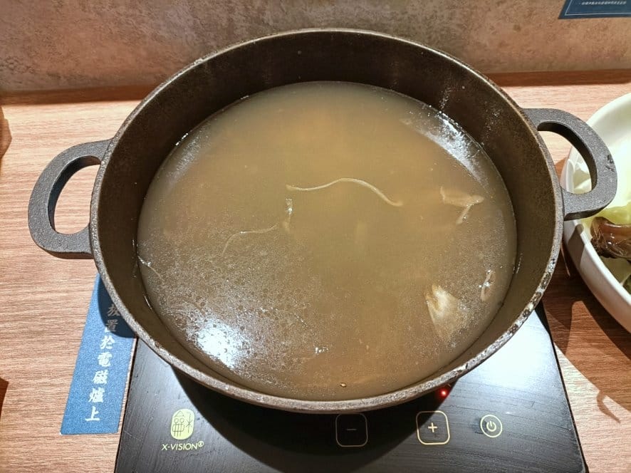 板橋美食|這一小鍋-板橋中山店。自助蔬菜吧吃到飽、套餐附手搖