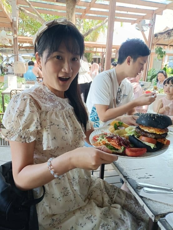 2023峇里島|Nook諾克田園套餐,秘製黑漢堡+現打新鮮果 2023峇里島|Nook諾克田園套餐,秘製黑漢堡+現打新鮮果