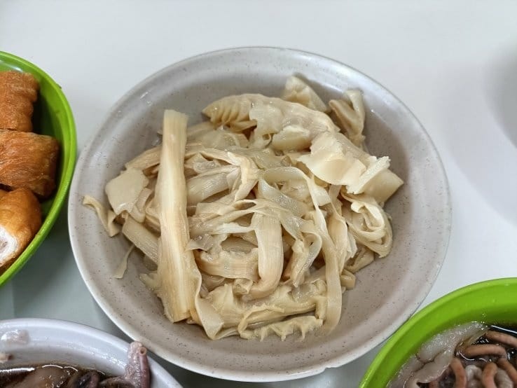 台南小吃|王氏魚皮,最愛份量滿載的虱目魚皮湯! 台南小吃|王氏魚皮,最愛份量滿載的虱目魚皮湯!