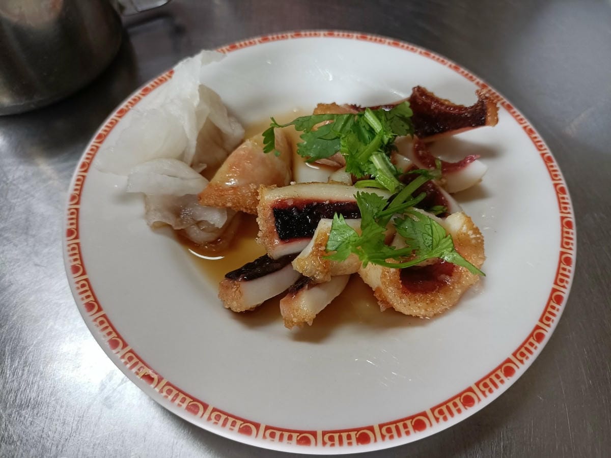 台南小吃|阿堯土魠魚羹，在夏林路上50年老店!