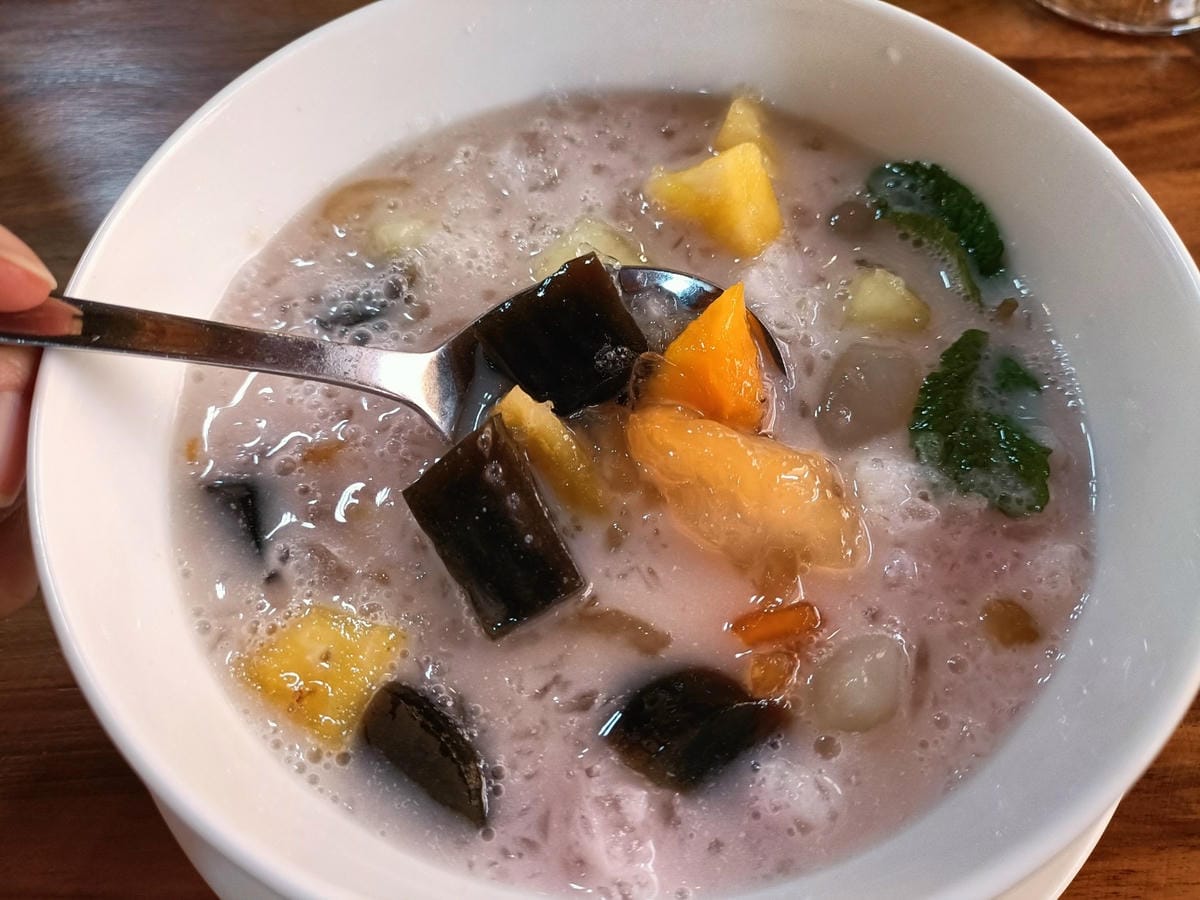 2023峇里島|UMA RESTAURAT,湯鮮肉嫩的牛尾湯 2023峇里島|UMA RESTAURAT,湯鮮肉嫩的牛尾湯