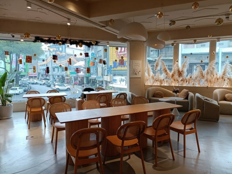 台南咖啡廳|嶌 Island Cafe，隱藏在2樓的網美咖啡