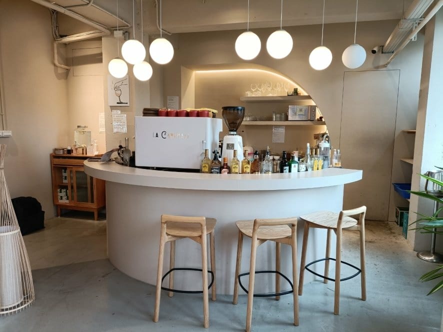 台南咖啡廳|嶌 Island Cafe，隱藏在2樓的網美咖啡