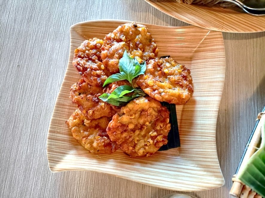 2023峇里島|BALE UDANG 水上發呆亭餐廳西爪哇風 2023峇里島|BALE UDANG 水上發呆亭餐廳西爪哇風