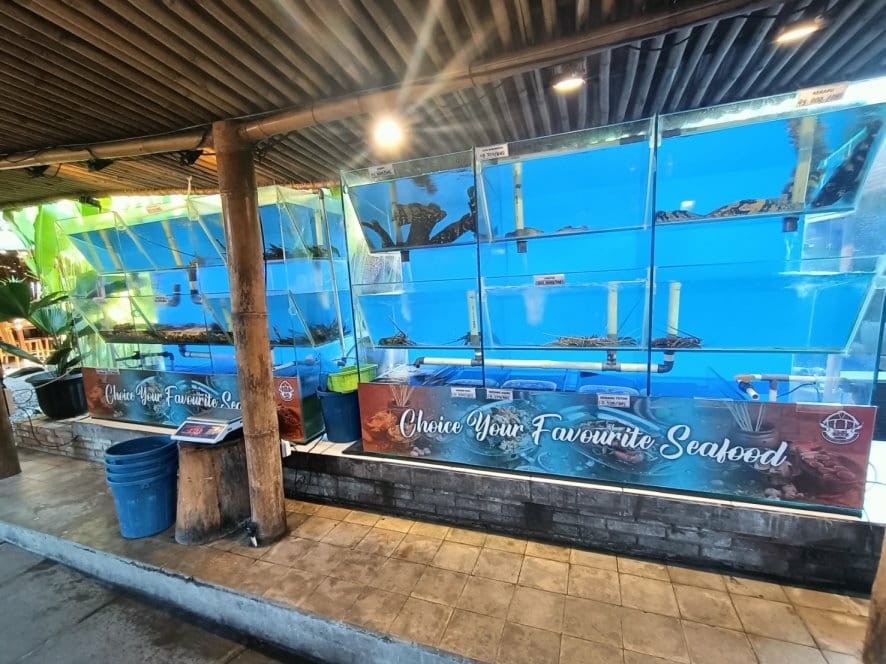 2023峇里島|BALE UDANG 水上發呆亭餐廳西爪哇風 2023峇里島|BALE UDANG 水上發呆亭餐廳西爪哇風