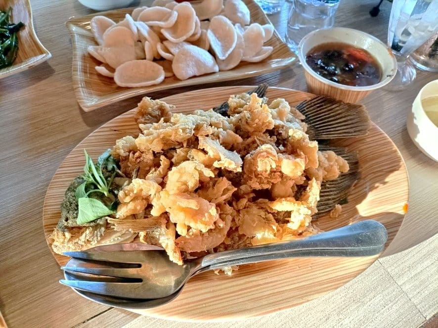 2023峇里島|BALE UDANG 水上發呆亭餐廳西爪哇風 2023峇里島|BALE UDANG 水上發呆亭餐廳西爪哇風