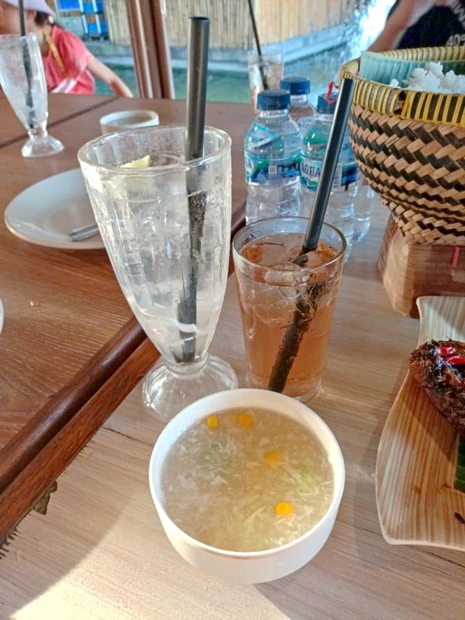 2023峇里島|BALE UDANG 水上發呆亭餐廳西爪哇風 2023峇里島|BALE UDANG 水上發呆亭餐廳西爪哇風