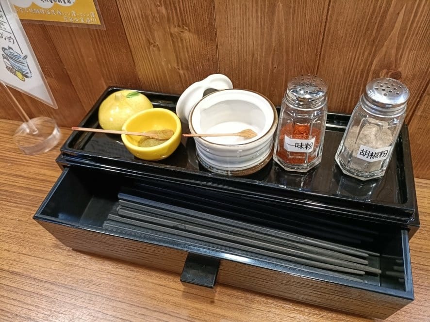 台南三井OUTLET美食|京都柚子豚骨拉麵研究中心 台南三井OUTLET美食|京都柚子豚骨拉麵研究中心