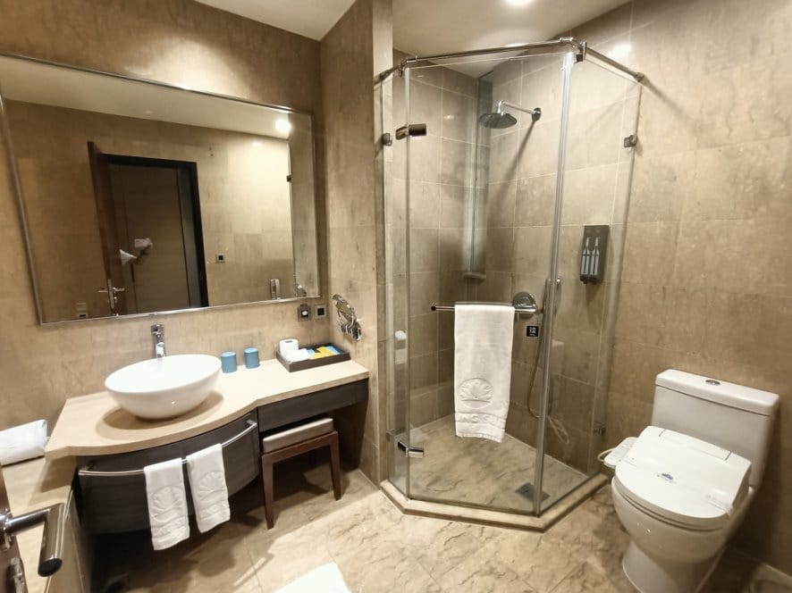 台南住宿|臺邦商旅~房間超大超寬敞!大廳提供免費咖啡、熱茶和 台南住宿|臺邦商旅~房間超大超寬敞!大廳提供免費咖啡、熱茶和