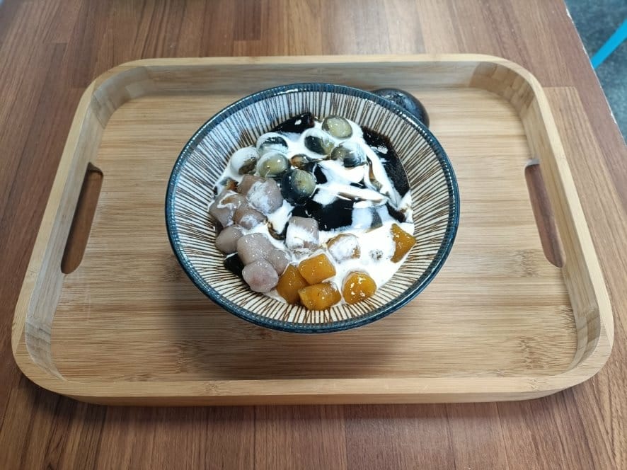 桃園甜品|冰嘢果室,現打芋頭雪花冰現點現做還可吃到芋頭顆粒喔 桃園甜品|冰嘢果室,現打芋頭雪花冰現點現做還可吃到芋頭顆粒喔