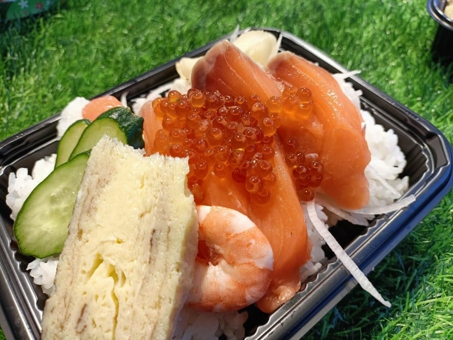 老男生魚片餐車~美食跟著餐車著走! 老男生魚片餐車~美食跟著餐車著走!