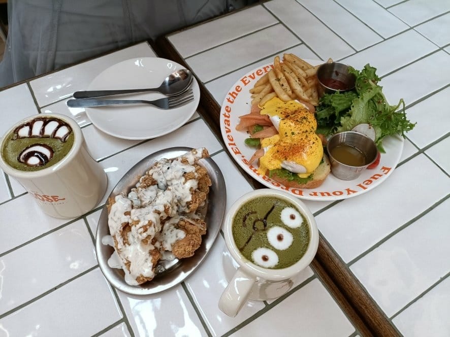 新北市三重區美食|夢鹿咖啡Café Moose-三重店,用餐 新北市三重區美食|夢鹿咖啡Café Moose-三重店,用餐