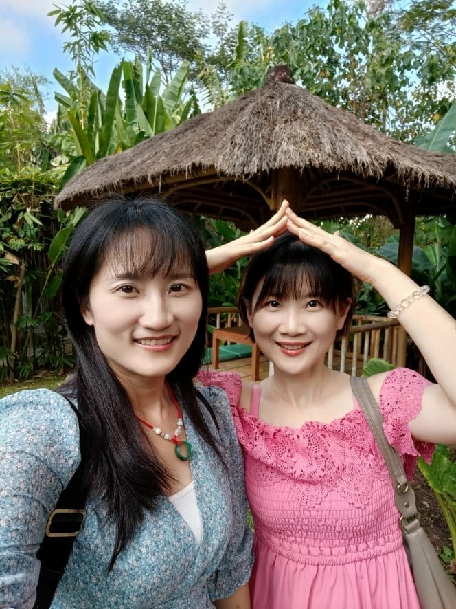 2023峇里島|香酥髒鴨餐,看起來不髒但很乾扁的鴨子...吃 2023峇里島|香酥髒鴨餐,看起來不髒但很乾扁的鴨子...吃